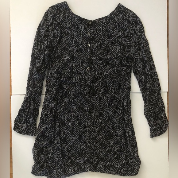 ROXY ~ Long Sleeve Dress (short) . Medium . Simple . - Picture 6 of 8